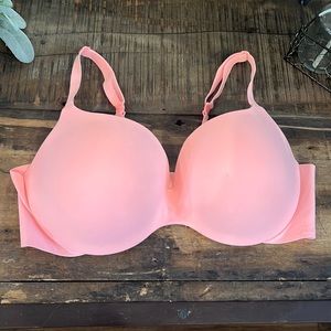 Victoria’s Secret perfect shape  bra with multiple way straps. Peach color 36DD